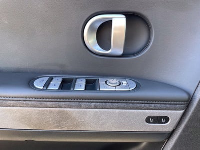 2024 Hyundai IONIQ 5 Limited Long Range, Pano Roof, One Owner, Leather