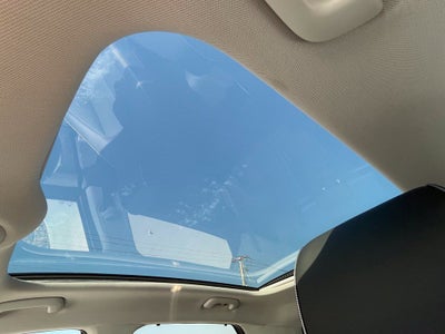 2024 Hyundai IONIQ 5 Limited Long Range, Pano Roof, One Owner, Leather