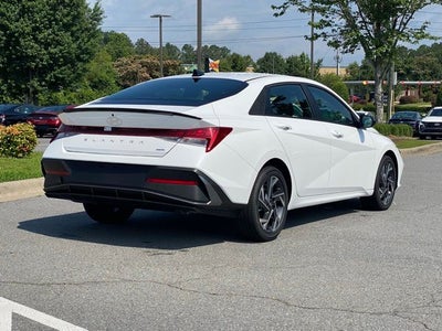 2025 Hyundai Elantra SEL Convenience