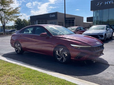 2025 Hyundai Elantra SEL Convenience CARFAX 1-Owner