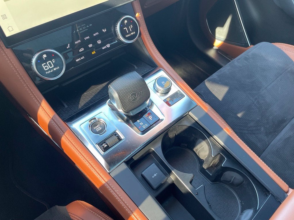 2023 Jaguar F-PACE SVR Clean CarFax, Leather, Moonroof