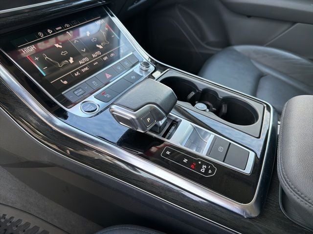 2022 Audi Q7 45 Premium quattro