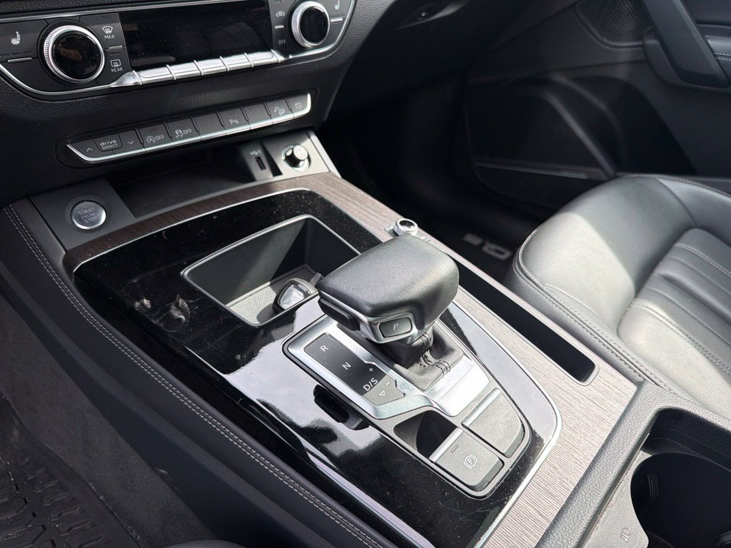 2024 Audi Q5 40 Premium Plus quattro