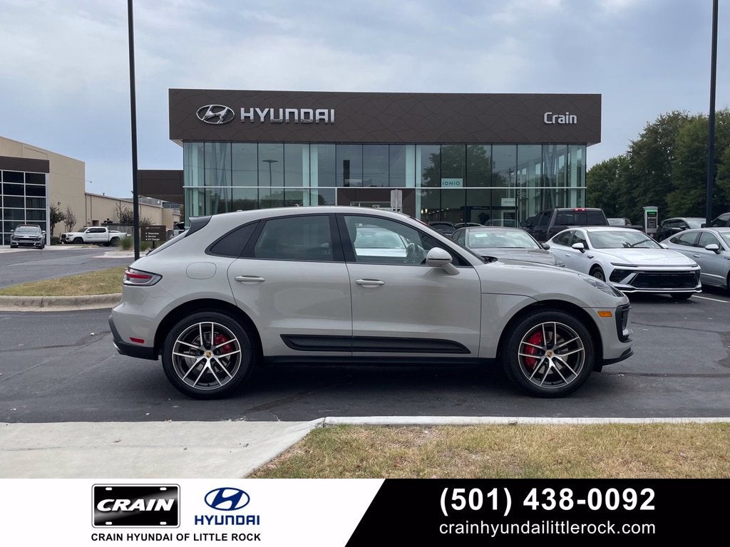 2022 Porsche Macan S Premium Plus Pkg, Clean CarFax, One Owner, Low Mil