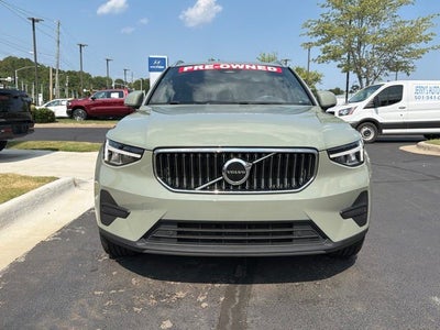 2024 Volvo XC40 B5 Core