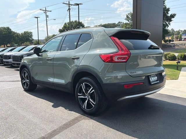 2024 Volvo XC40 B5 Core
