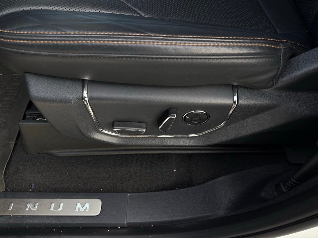 2024 Ford Expedition Platinum