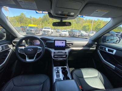 2024 Ford Explorer XLT