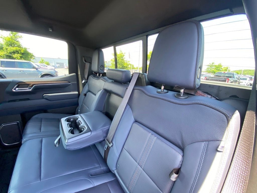 2022 Chevrolet Silverado 1500 High Country