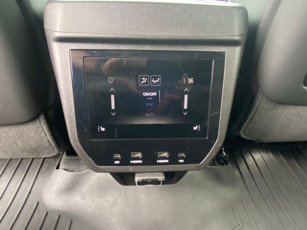 2025 GMC Yukon AT4 Ultimate