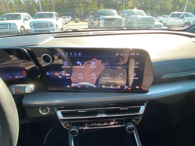 2024 Chevrolet Traverse LS