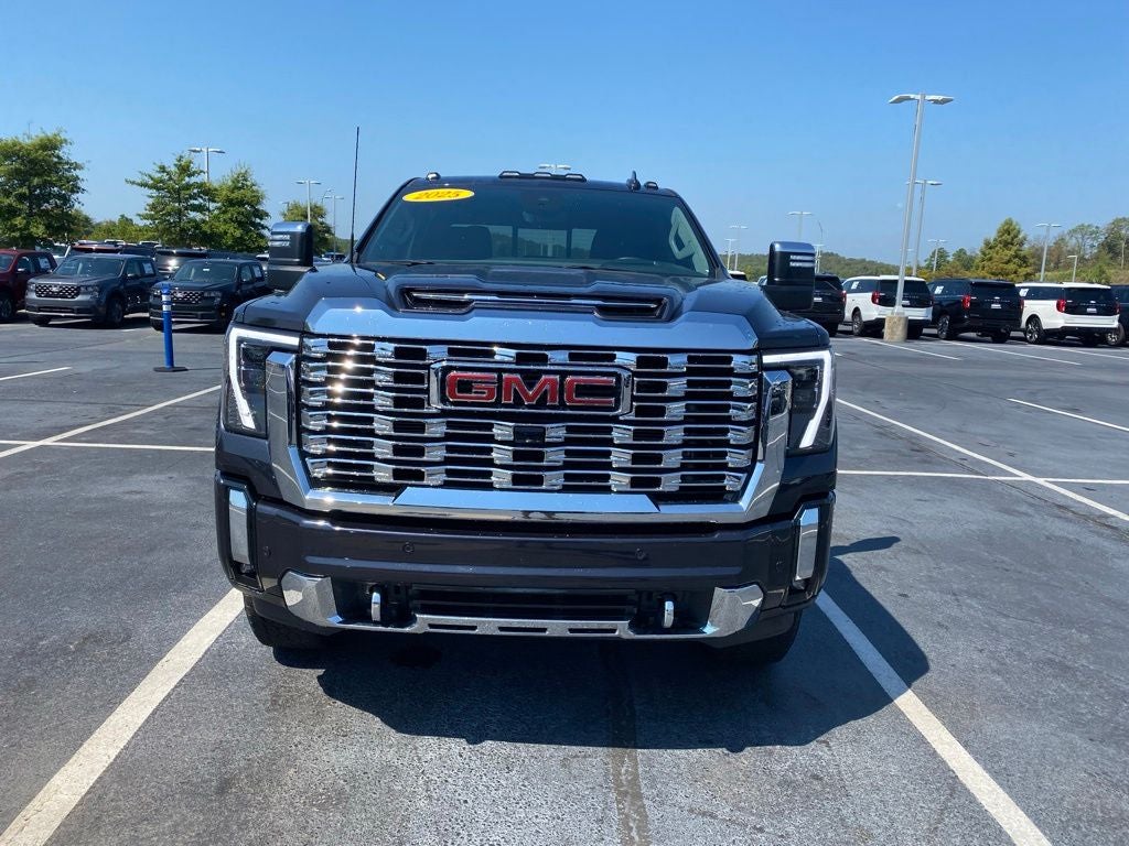 2025 GMC Sierra 2500HD Denali