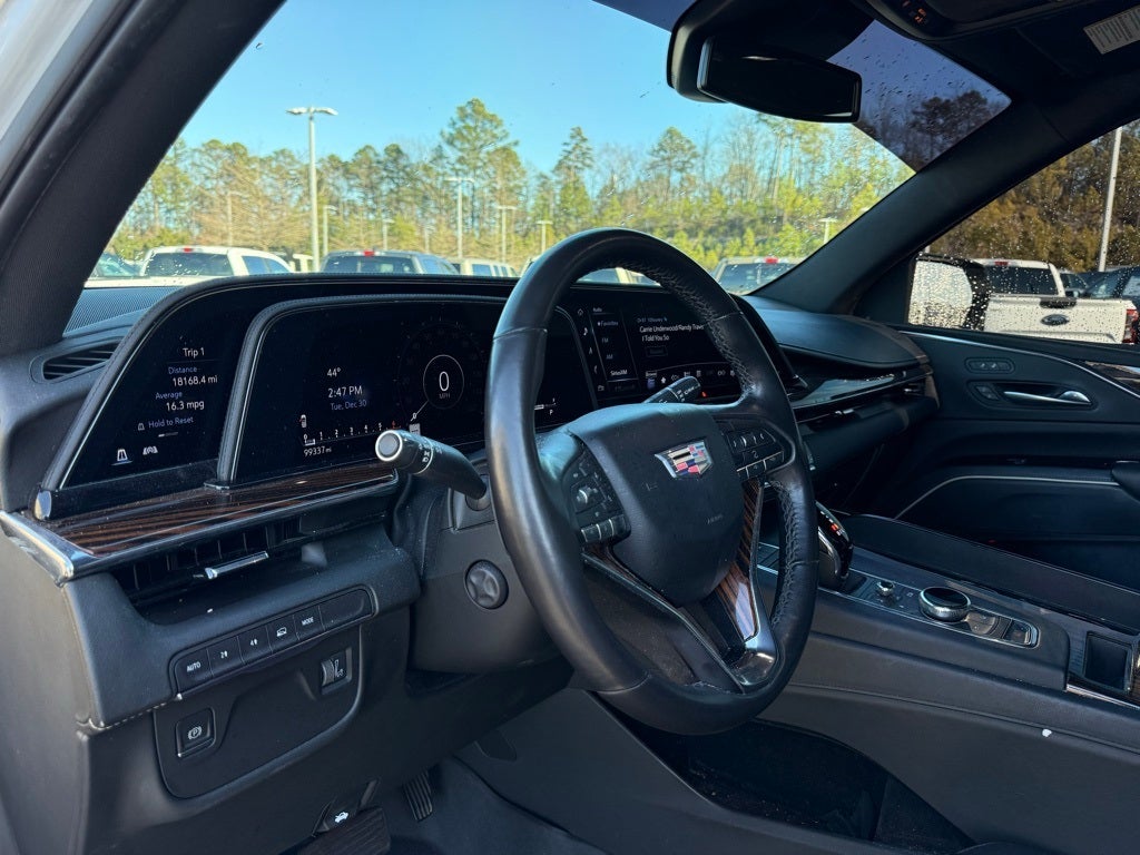 2022 Cadillac Escalade Luxury