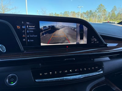 2022 Cadillac Escalade Luxury