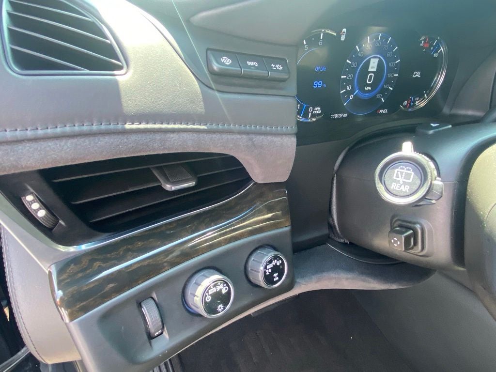 2019 Cadillac Escalade Platinum Edition