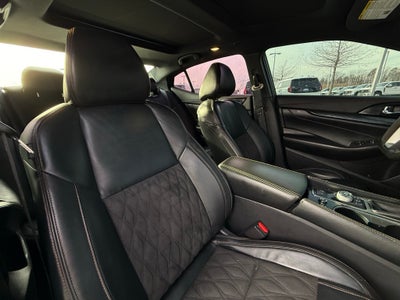 2021 Nissan Maxima SR