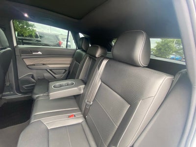 2023 Volkswagen Atlas Cross Sport 3.6L V6 SEL R-Line