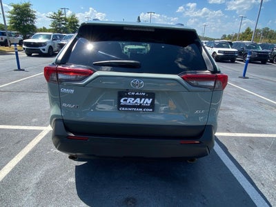 2020 Toyota RAV4 XLE