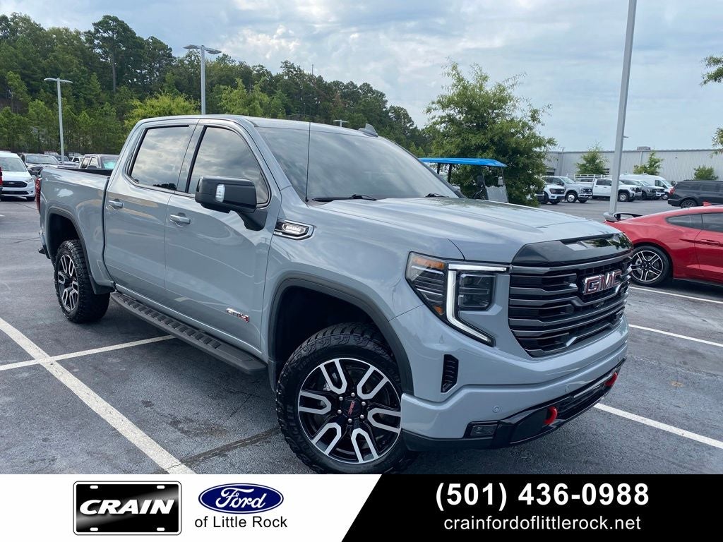 2025 GMC Sierra 1500 AT4