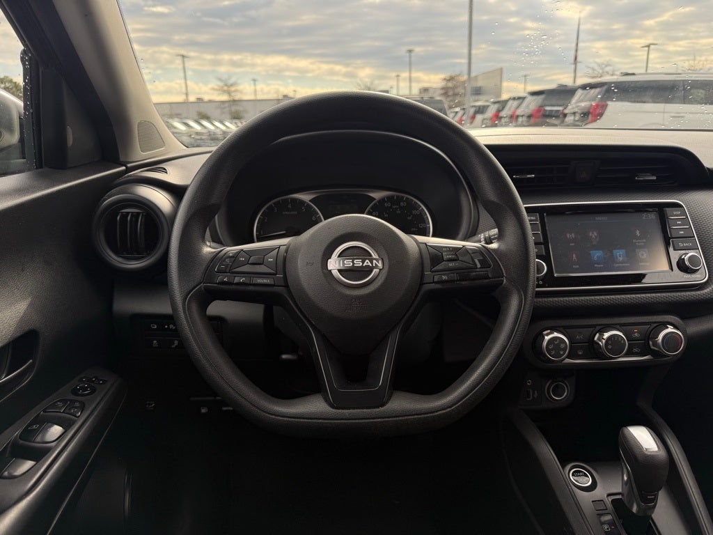 2023 Nissan Kicks S