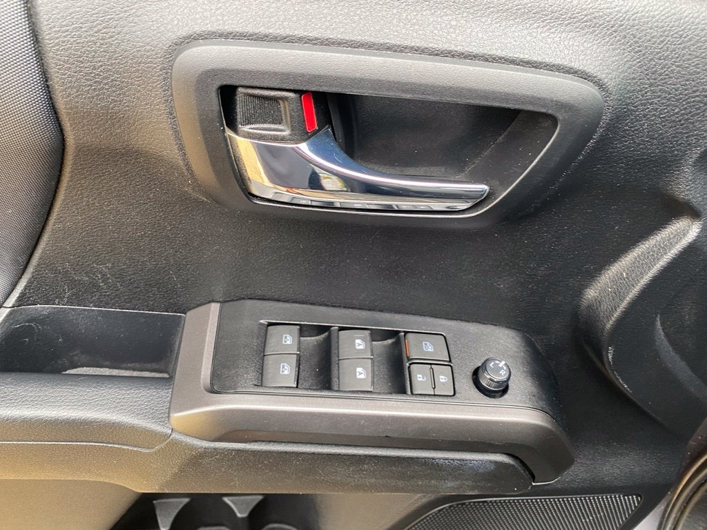 2022 Toyota Tacoma TRD Off-Road V6