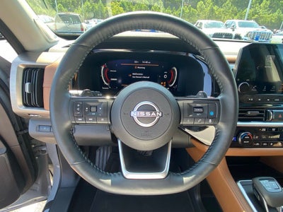 2023 Nissan Pathfinder Platinum
