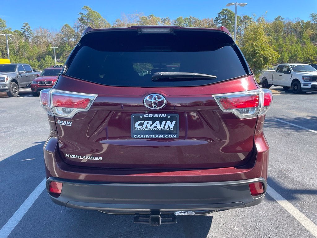 2016 Toyota Highlander LE V6