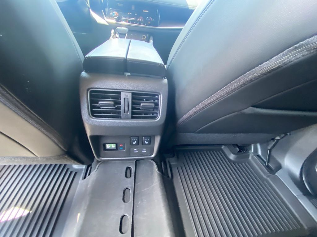 2024 Nissan Rogue Platinum