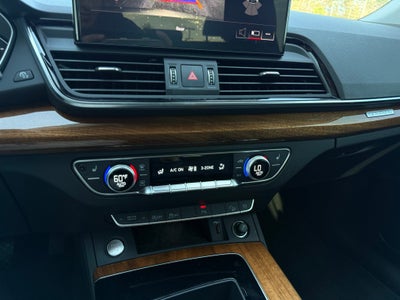 2023 Audi Q5 45 S line Premium quattro