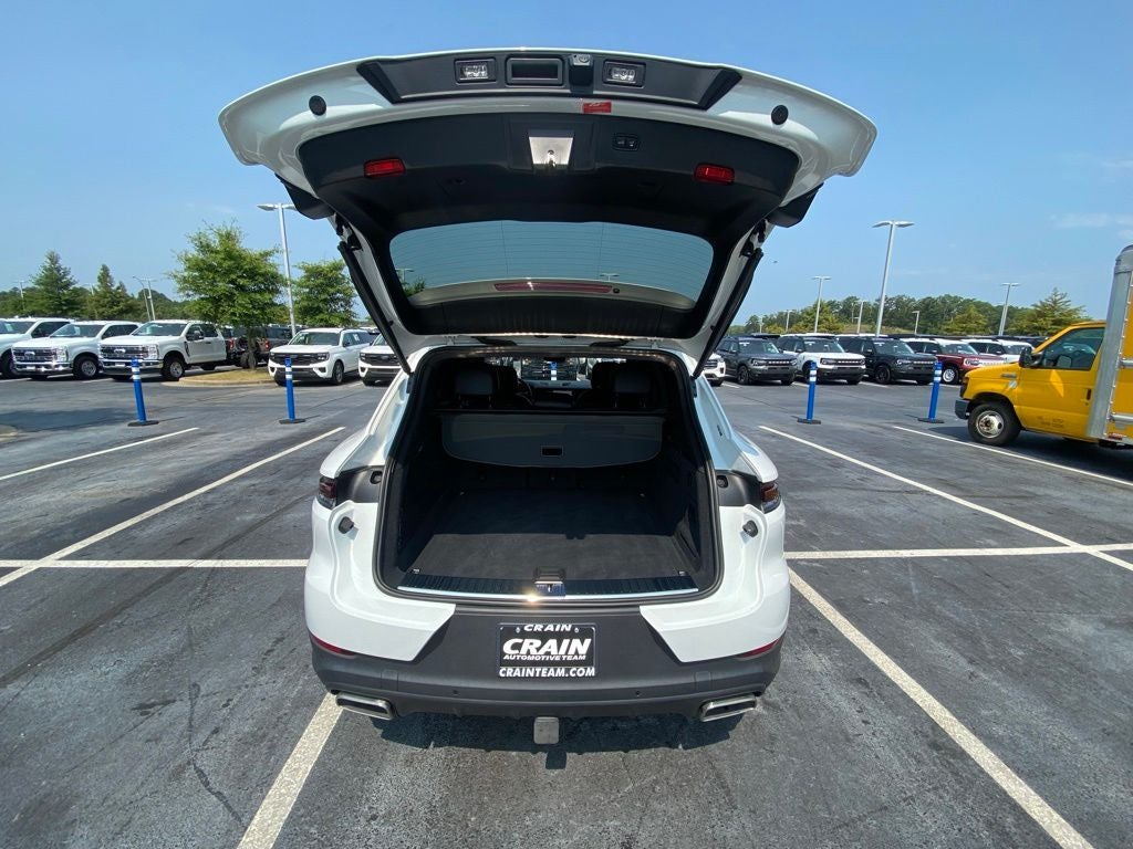 2024 Porsche Cayenne Base