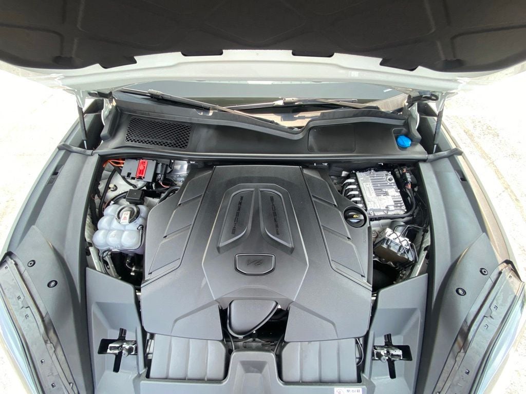 2024 Porsche Cayenne Base