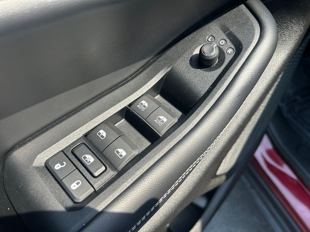 2023 Jeep Grand Cherokee L Altitude - 4WD - CARFAX ONE OWNER