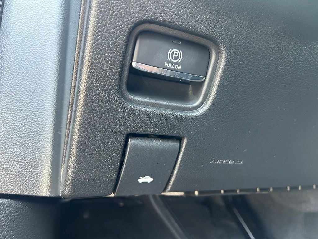2023 Jeep Grand Cherokee L Altitude - 4WD - CARFAX ONE OWNER