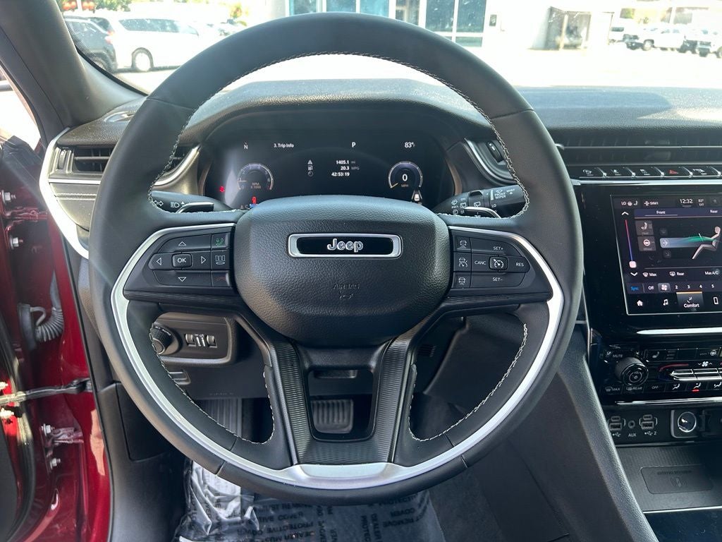 2023 Jeep Grand Cherokee L Altitude - 4WD - CARFAX ONE OWNER