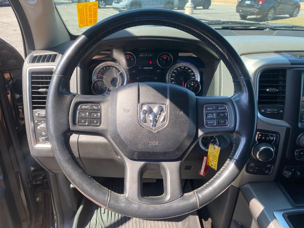 2014 RAM 1500 Big Horn - 4WD - LOW MILES - CLEAN CARFAX