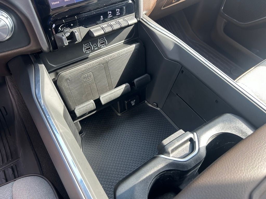 2025 RAM 1500 Laramie DUAL PANEL SUNROOF