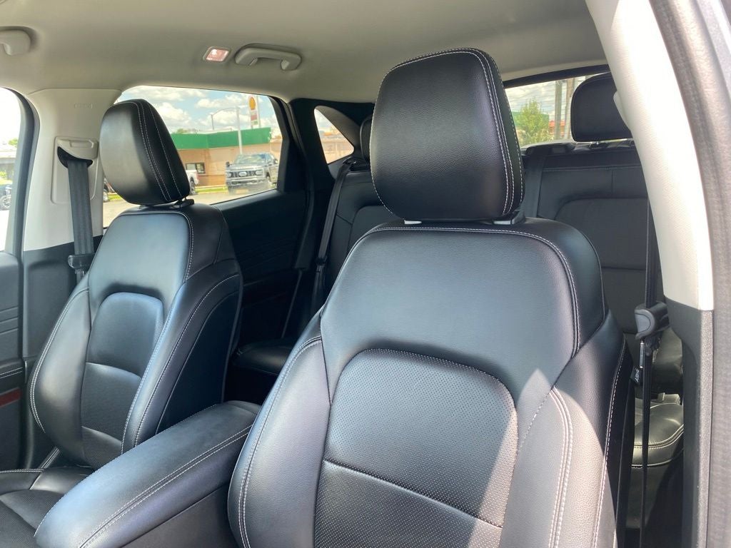 2021 Ford Escape Hybrid Titanium