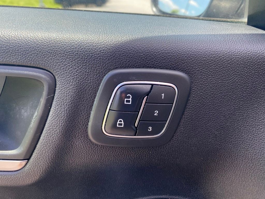2021 Ford Escape Hybrid Titanium