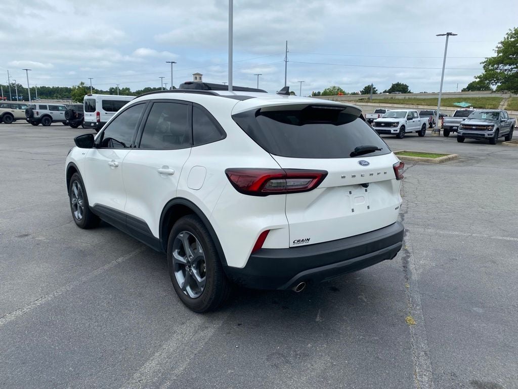 2025 Ford Escape Hybrid ST-Line