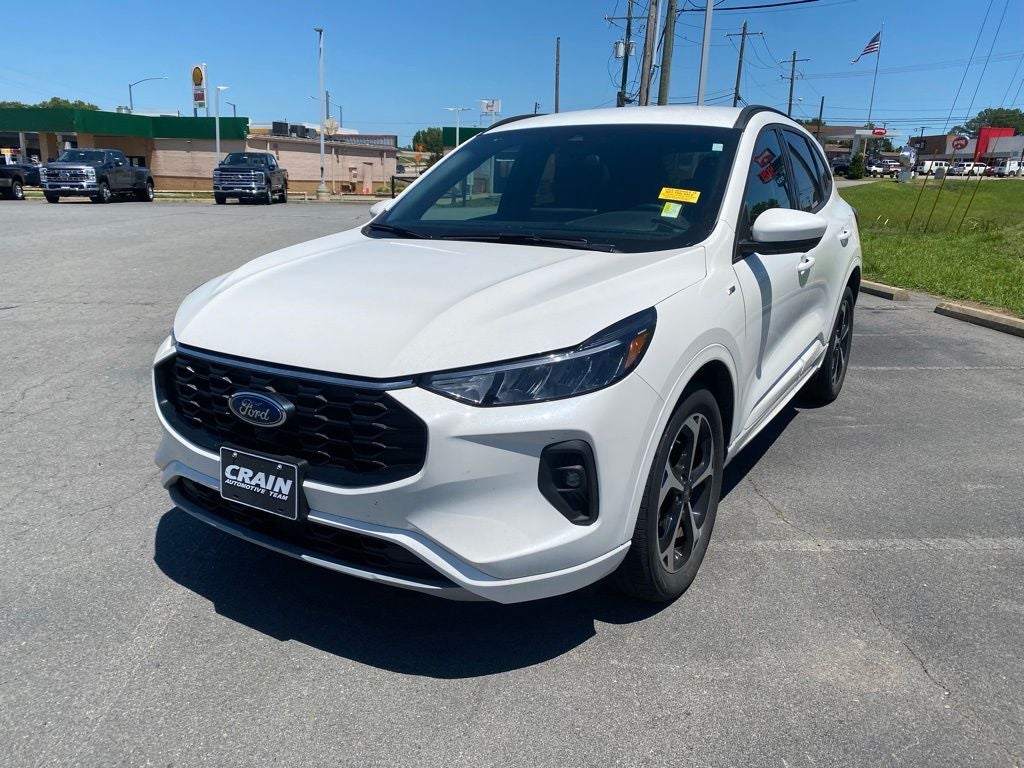 2023 Ford Escape ST-Line Select