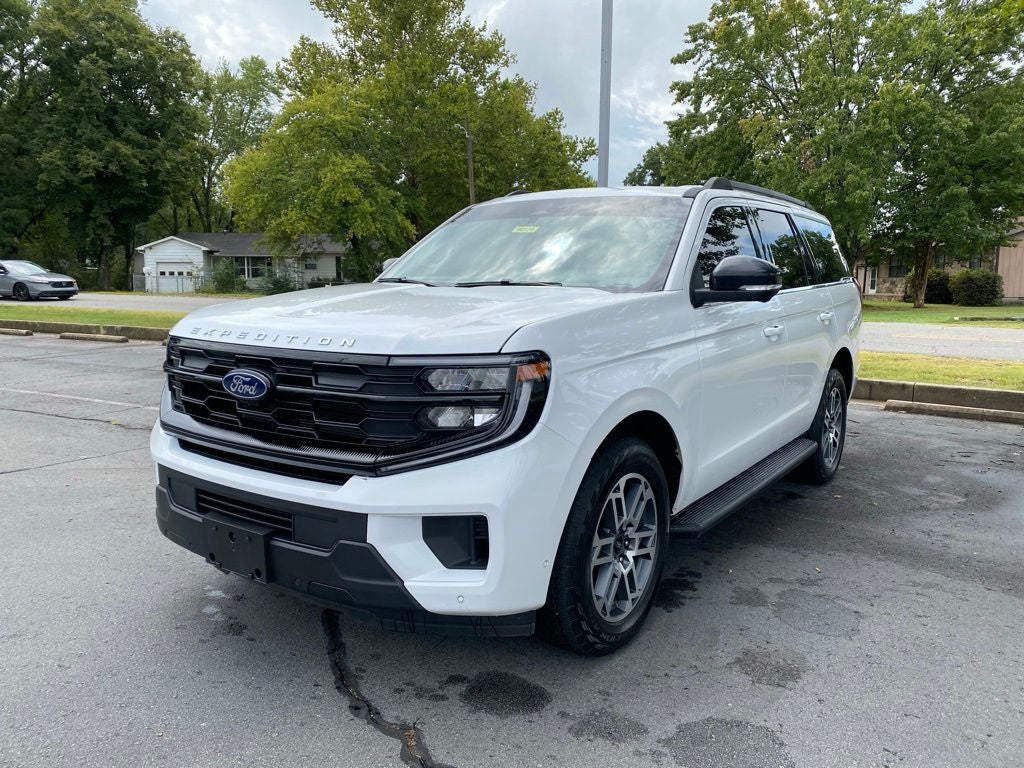 2025 Ford Expedition Active - 4WD - PANO ROOF