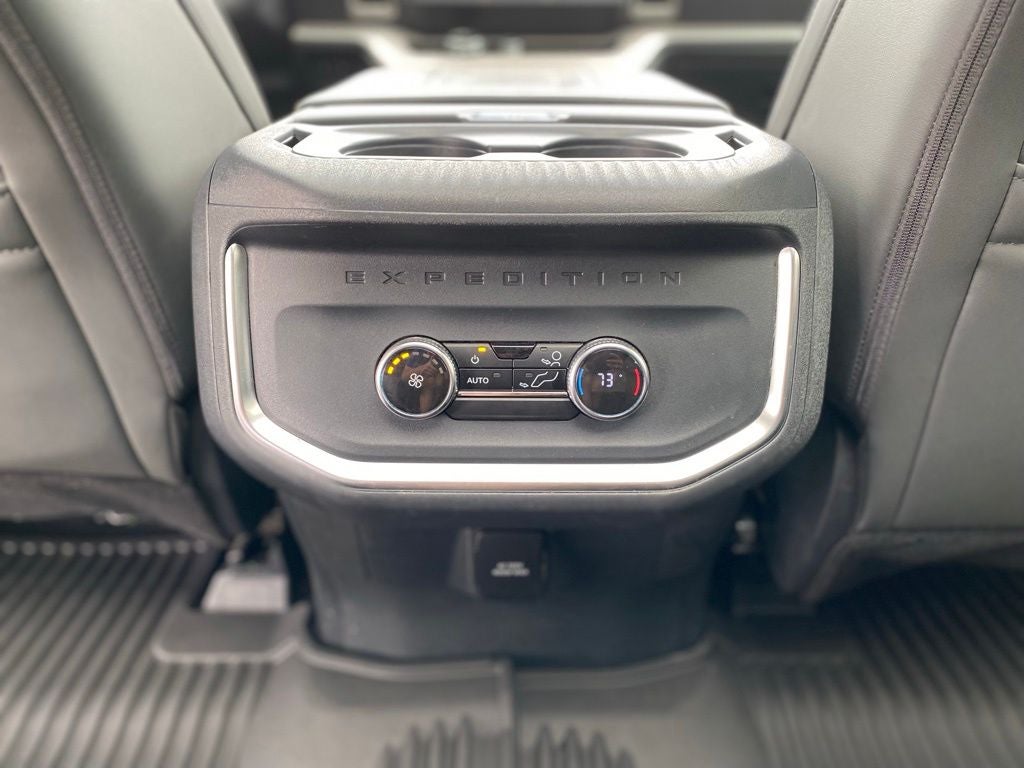 2025 Ford Expedition Active - 4WD - PANO ROOF