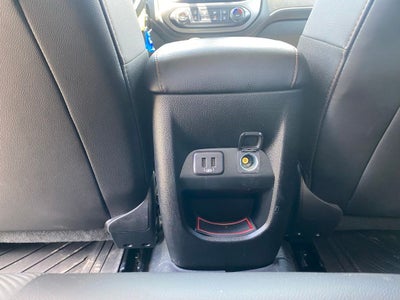 2022 GMC Canyon AT4 w/Cloth