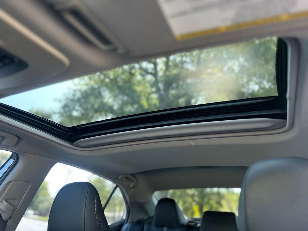 2019 Toyota Camry SE - FORD BLUE CERTIFIED