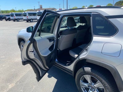 2022 Toyota RAV4 Hybrid XLE