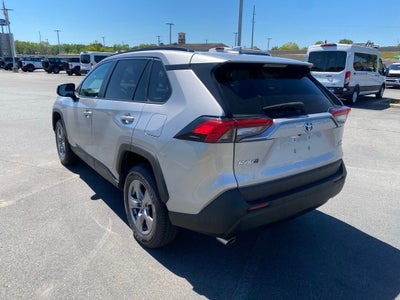 2022 Toyota RAV4 Hybrid XLE