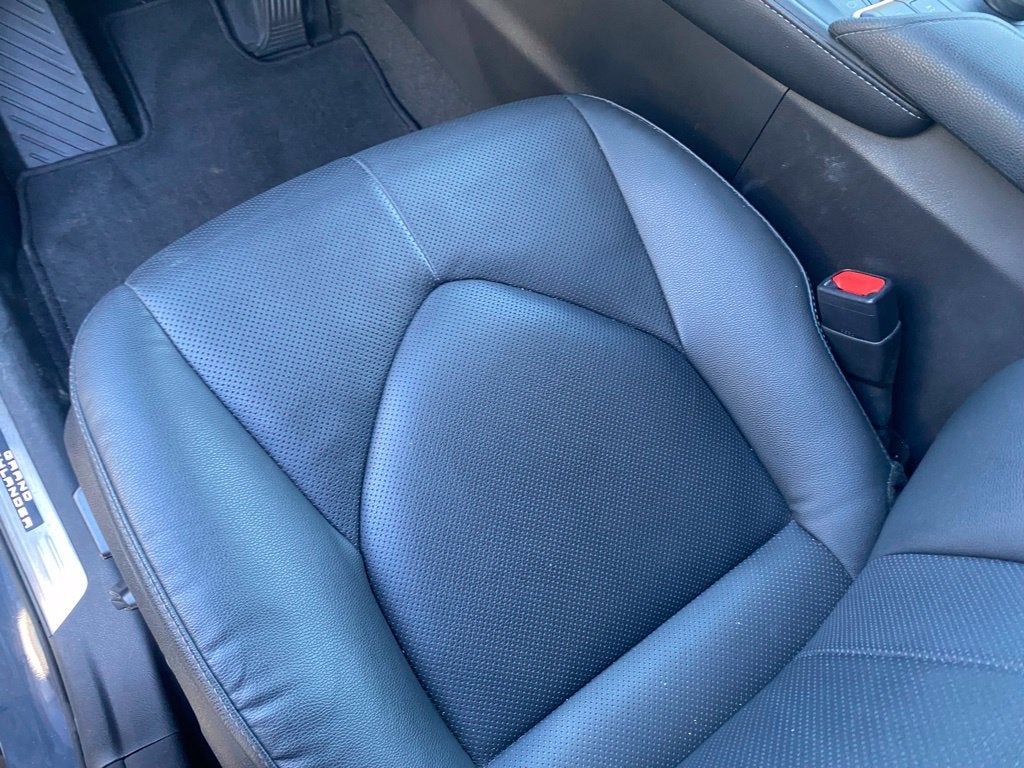 2024 Toyota Grand Highlander Platinum - AWD - CARFAX ONE OWNER - LOW MILES!