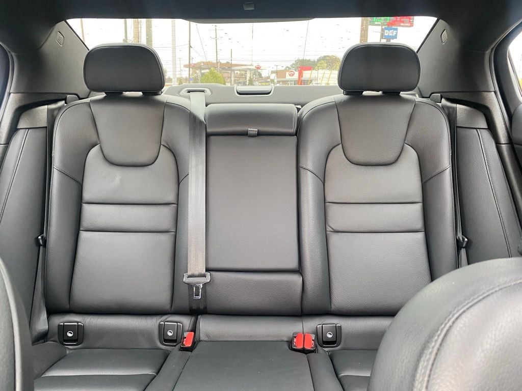 2023 Volvo S60 Recharge Plug-In Hybrid T8 Plus Black Edition