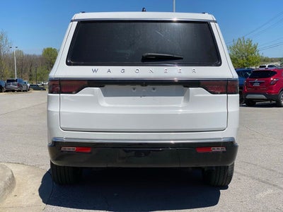 2024 Jeep Wagoneer Base