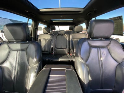 2024 Jeep Wagoneer PREMIUM GROUP PANO ROOF CLEAN 1 OWNER CARFAX